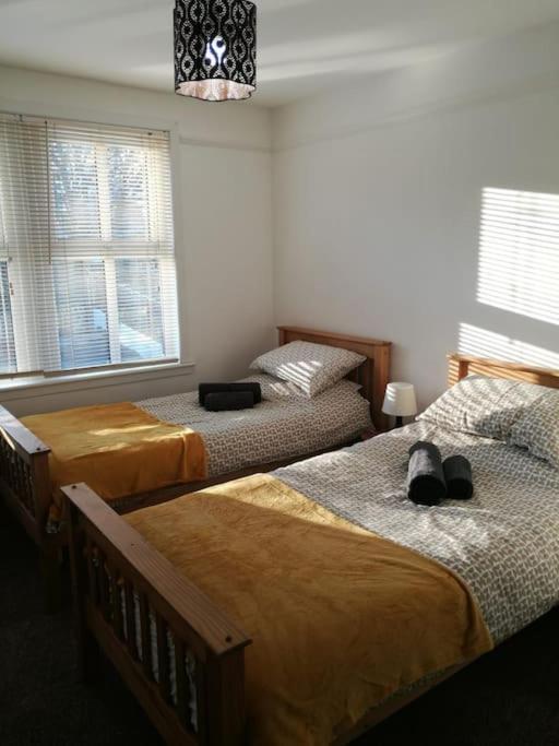 Lovely, Perfectly Situated Townhouse. Holiday home