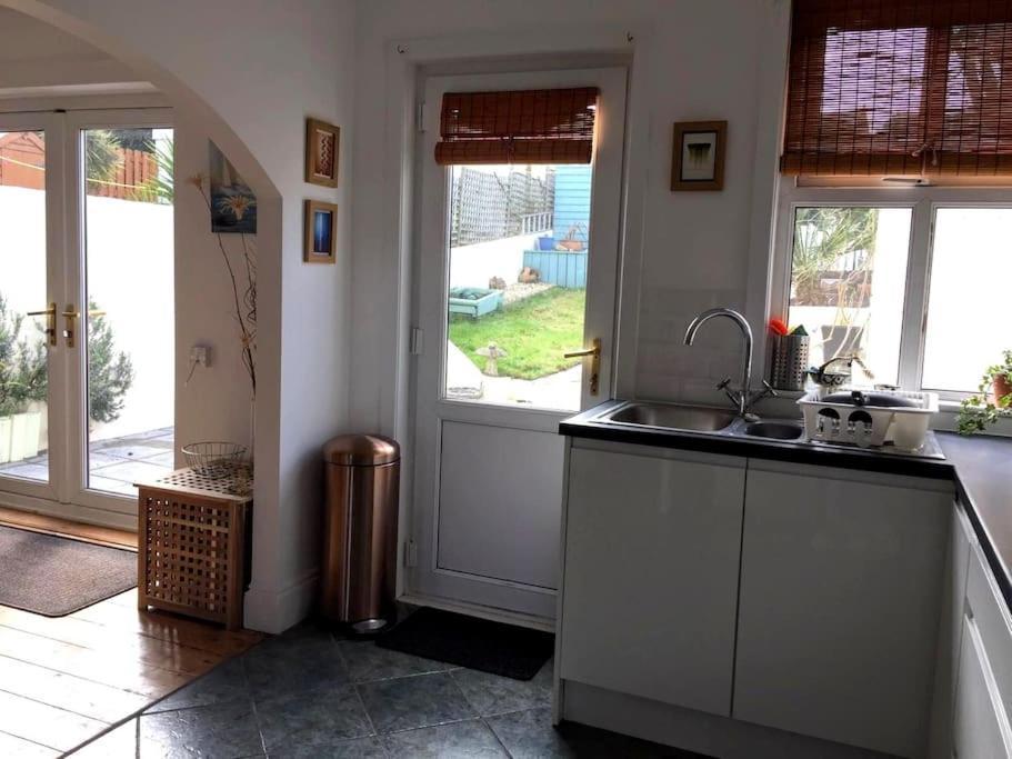 Lovely, Perfectly Situated Townhouse. Holiday home